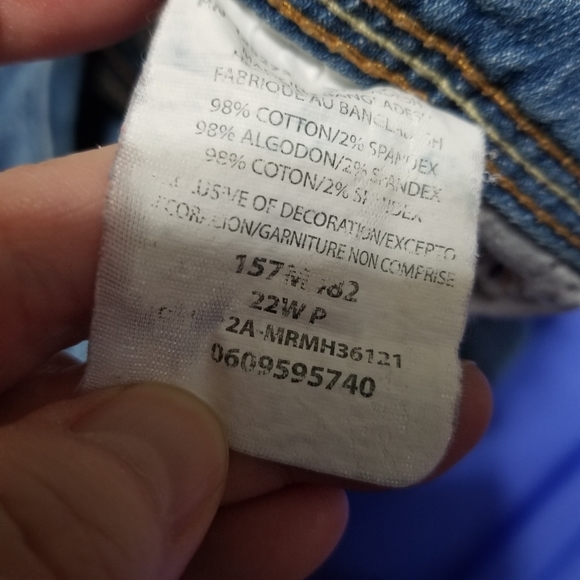 Women's plus petite jeans - Picture 7 of 14